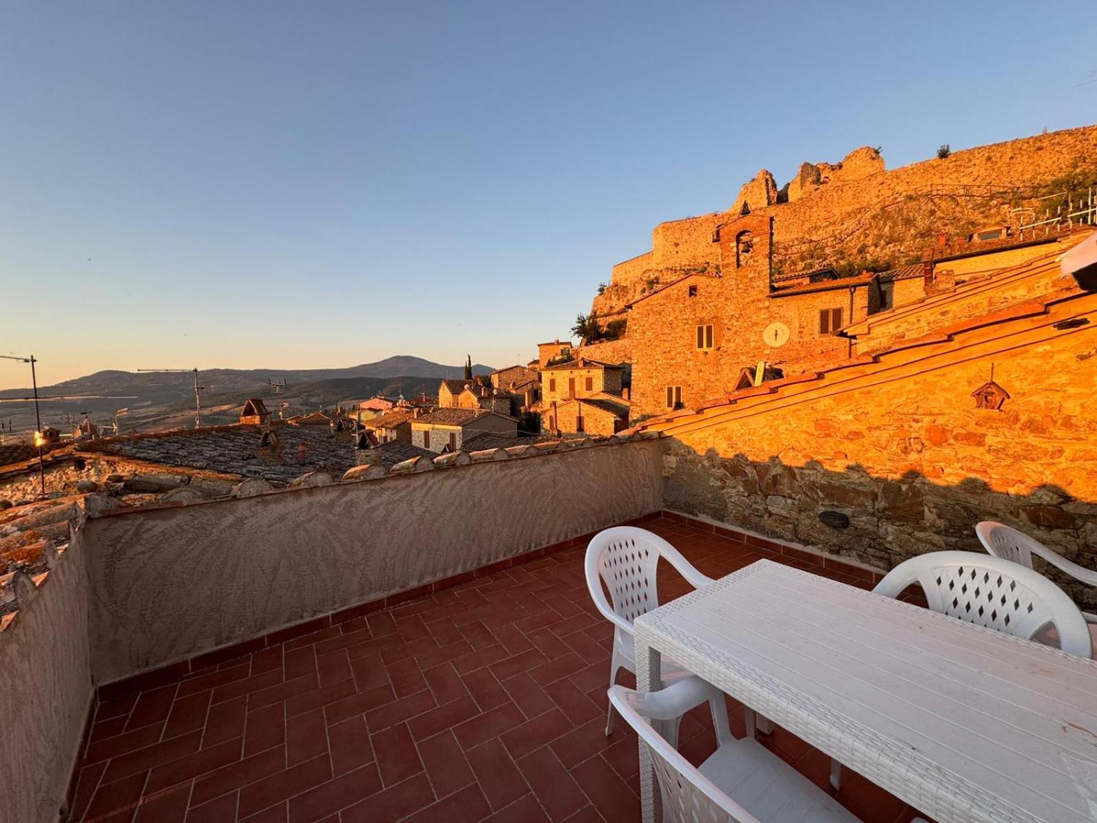 Apartamento La Terrazza Sulla Val D'Orcia Castiglione dʼOrcia Exterior foto